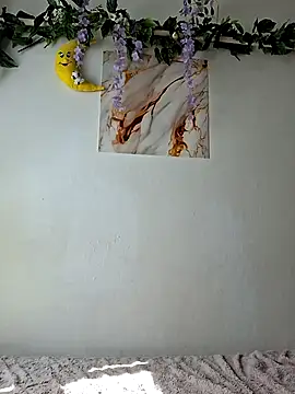 Snapshot of Nika_aa chatting on July 20, 2026, 8:11 am Nika aa online show from July 20, 2026, 8:11 am