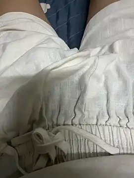 Snapshot of Showciu chatting on October 26, 2025, 9:59 pm Showciu online show from October 26, 2025, 9:59 pm