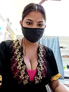 Hot radhaji online show from May 10, 2026, 12:03 am