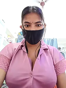 Hot radhaji online show from March 12, 2026, 1:44 am