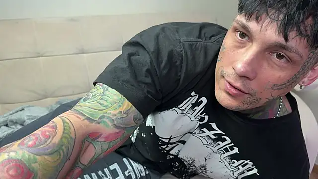 Anubisgods online show from April 9, 2026, 6:19 am