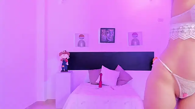 anna maya77 online show from November 13, 2025, 9:19 pm