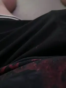 Snapshot of Hornydick21 chatting on October 7, 2025, 5:58 pm Hornydick21 online show from October 7, 2025, 5:58 pm