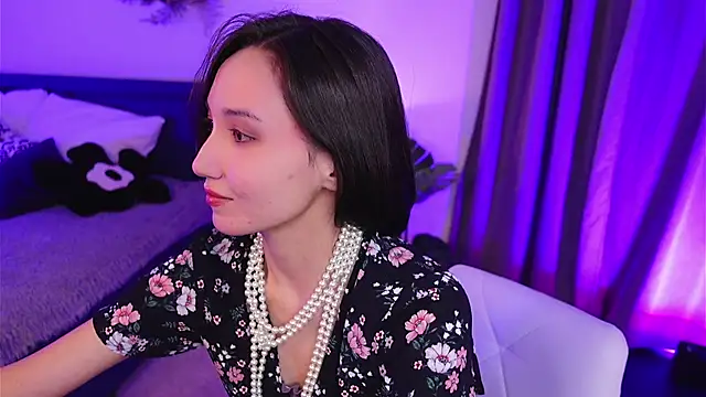 Snapshot of GentleMusee chatting on December 3, 2025, 10:20 pm GentleMusee online show from December 3, 2025, 10:20 pm