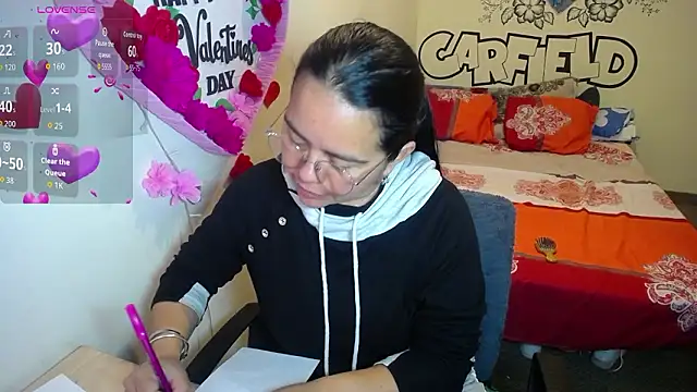 Miss  kendra  online show from February 23, 2026, 11:22 am