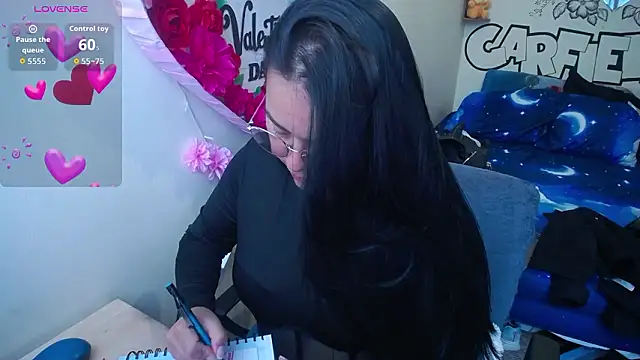 Miss  kendra  online show from March 11, 2026, 2:22 pm