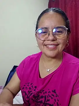 Miss  kendra  online show from November 5, 2025, 2:58 am