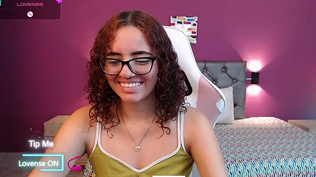 Dulcee Gaby online show from March 29, 2026, 11:45 am