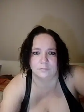 Michelle Livia online show from October 21, 2025, 5:12 pm