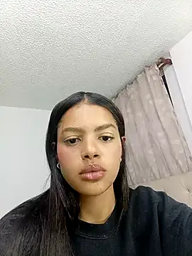 Snapshot of MeganHillss chatting on October 9, 2025, 4:24 am MeganHillss online show from October 9, 2025, 4:24 am