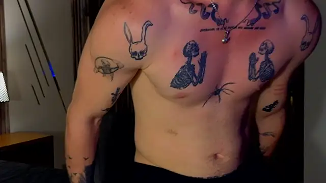 Snapshot of JacobRhude_ chatting on October 30, 2025, 7:44 pm JacobRhude  online show from October 30, 2025, 7:44 pm