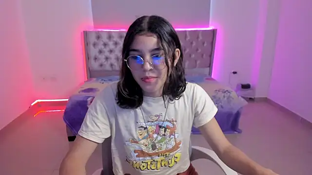 beiby glow online show from October 10, 2025, 12:39 pm