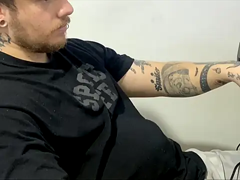 Skol 100802 online show from February 17, 2026, 7:33 pm