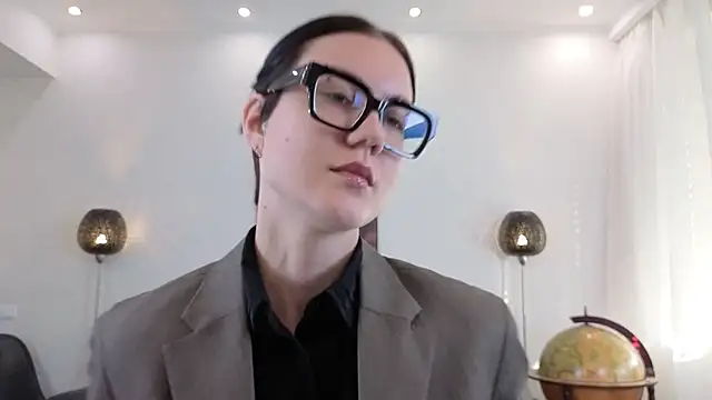 Marie Fitch online show from May 8, 2026, 3:10 am