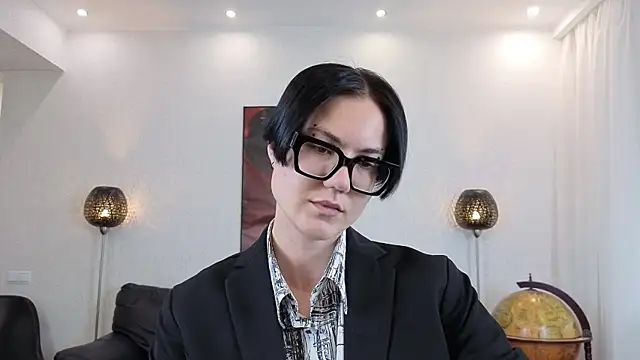 Marie Fitch online show from May 20, 2026, 4:09 am