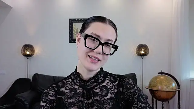 Marie Fitch online show from June 4, 2026, 2:27 am