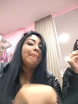 Victoria Jonhss online show from October 27, 2025, 11:27 pm