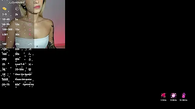 Snapshot of Ashleyroys_111 chatting on June 10, 2026, 6:42 pm Ashleyroys 111 online show from June 10, 2026, 6:42 pm