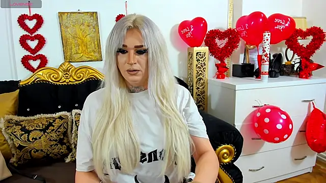 AlenaRios online show from February 13, 2026, 8:14 am