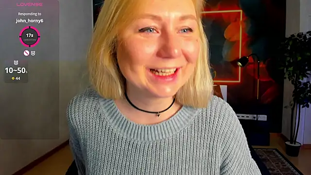 scent  of woman online show from March 19, 2026, 1:38 am