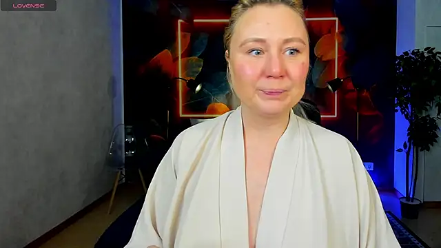 Snapshot of scent__of_woman chatting on March 1, 2026, 1:49 am scent of woman online show from March 1, 2026, 1:49 am