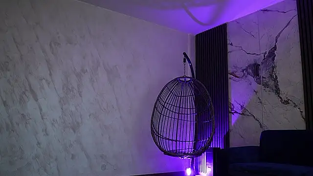 RachelRavee online show from February 22, 2026, 5:32 am