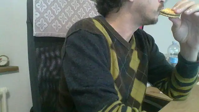 Kawayleo online show from November 18, 2025, 9:12 am