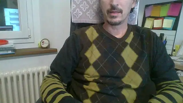 Kawayleo online show from November 16, 2025, 11:08 pm