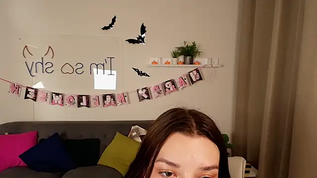 Sandy Steel online show from October 26, 2025, 8:31 pm