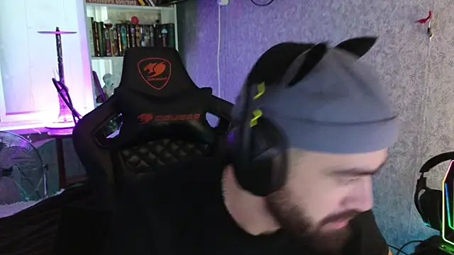 Nik Namee online show from October 9, 2025, 2:50 pm