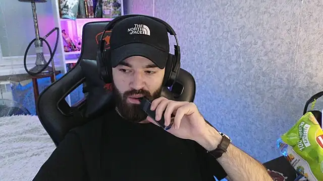 Nik Namee online show from December 5, 2025, 6:23 am