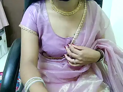 Snapshot of reshu_69 chatting on October 31, 2025, 6:10 am reshu 69 online show from October 31, 2025, 6:10 am