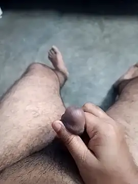 TrainedBend28 online show from March 8, 2026, 6:11 pm