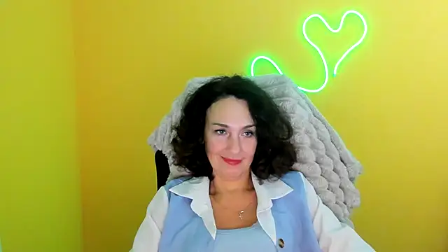 Rosie Rosee online show from November 3, 2025, 12:31 pm