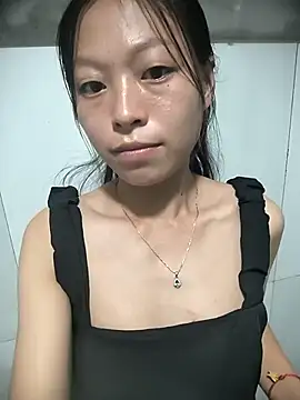 Snapshot of Zerin_nova chatting on October 9, 2025, 4:18 pm Zerin nova online show from October 9, 2025, 4:18 pm