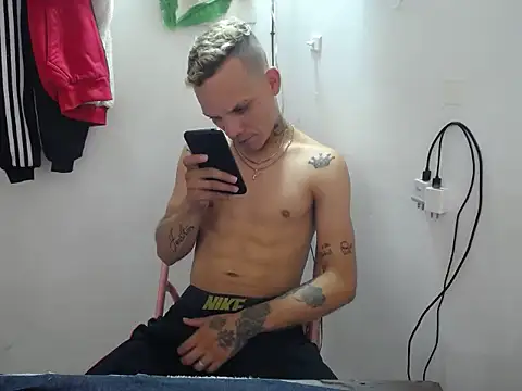 johan sex hot online show from October 8, 2025, 6:19 pm