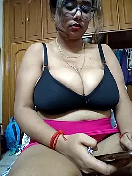 Goddess Of Luust online show from February 14, 2026, 5:46 pm