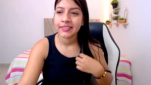 zara cute online show from May 21, 2026, 12:13 pm