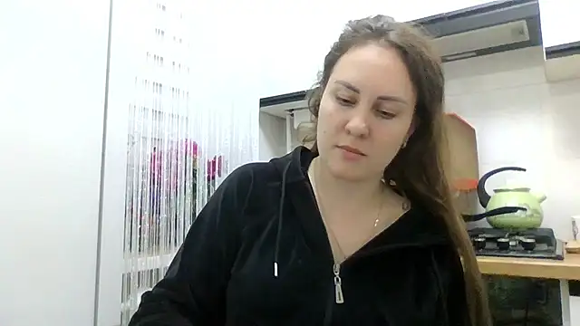 MeadowEyes online show from June 3, 2026, 7:18 pm