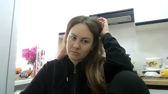 MeadowEyes online show from June 3, 2026, 6:47 am