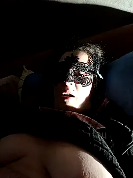 titty88 online show from October 12, 2025, 6:04 am