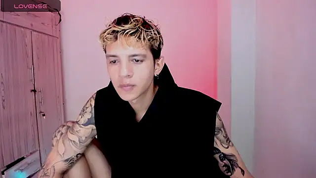 tylernova online show from April 7, 2026, 3:30 am