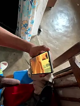 Snapshot of Latinokev chatting on January 15, 2026, 7:28 pm Latinokev online show from January 15, 2026, 7:28 pm