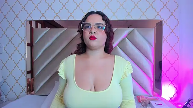 Snapshot of LilithFox1 chatting on October 25, 2025, 8:53 pm LilithFox1 online show from October 25, 2025, 8:53 pm