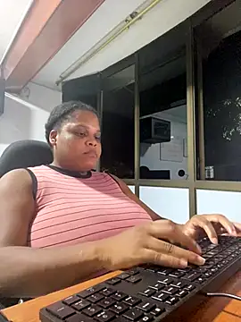 gabrielabrunette69 online show from December 13, 2025, 9:43 pm