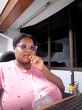 gabrielabrunette69 online show from October 11, 2025, 2:01 am