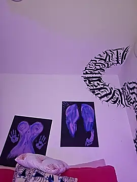 Snapshot of Meganthomson chatting on January 19, 2026, 2:04 am Meganthomson online show from January 19, 2026, 2:04 am