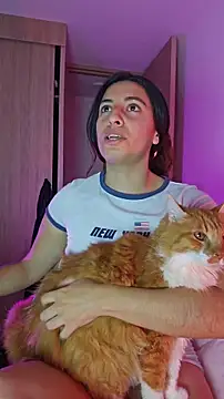 Meganthomson online show from December 18, 2025, 3:55 am