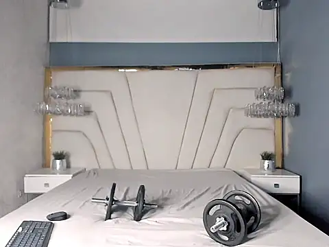 MorenitoDigno online show from October 15, 2025, 7:00 pm