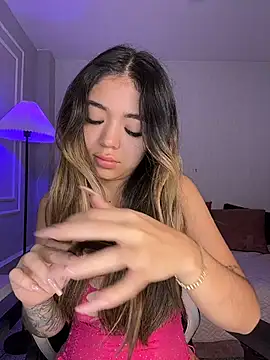 HoneyMollyX online show from March 13, 2026, 1:49 pm